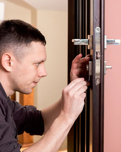 : Professional Locksmith For Commercial And Residential Locksmith Services in Urbana