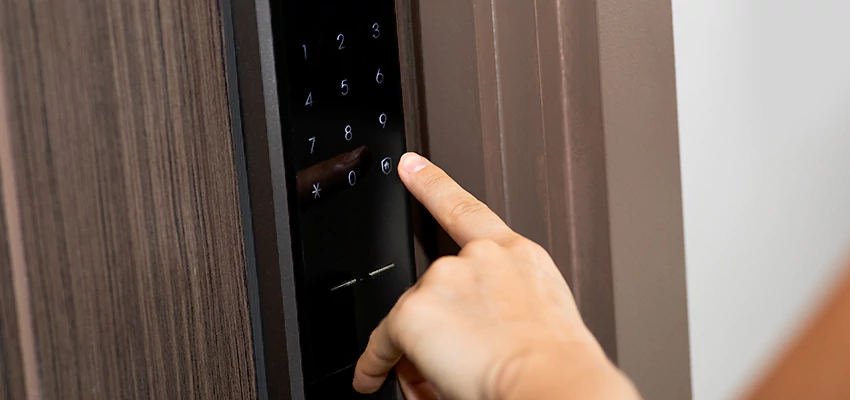 Smart Electric Locks Replacement Services in Urbana, IL