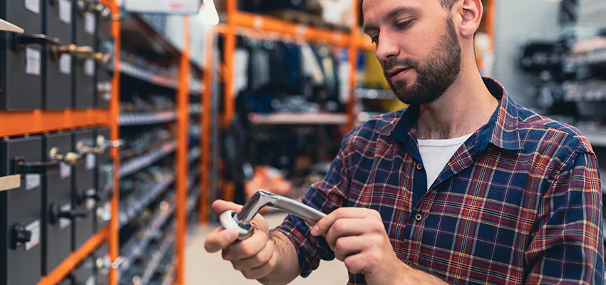 Locksmith For Retail Stores Lockout Services in Urbana, Illinois